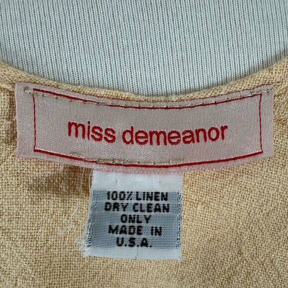 Miss Demeanor 💯% Linen Peach Color Crop Top - Picture 5 of 5
